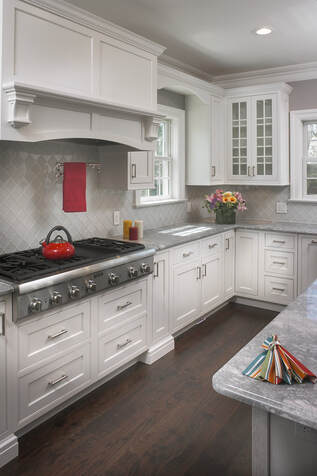Medallion Platinum Inset Cabinets White Icing Classic Paint & Cherry Peppercorn Gray Island