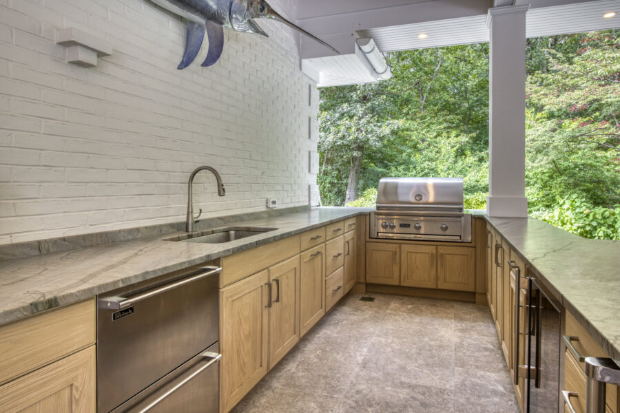 Outdoor Kitchen Design for Entertaining-3